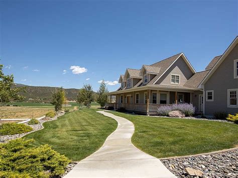 The 2,471 Square Feet single family home is a 3 beds, 2 baths property. . Zillow montrose co